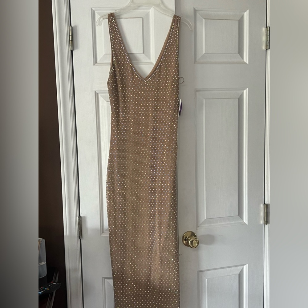 BNWT Rhinestone Windsor Dress ($109.90 retail)